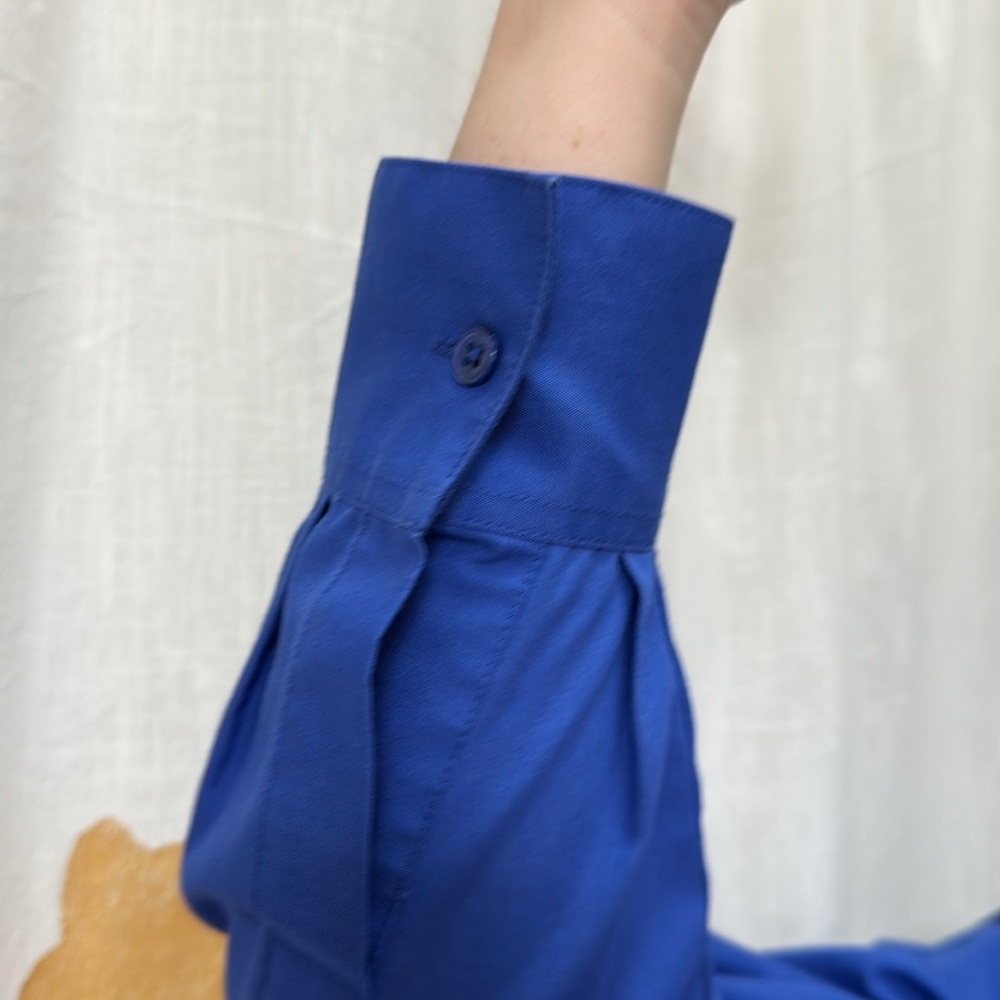 Women’s Foxcroft blue long sleeve button down dress shirt. Size 10 - Picture 6 of 14